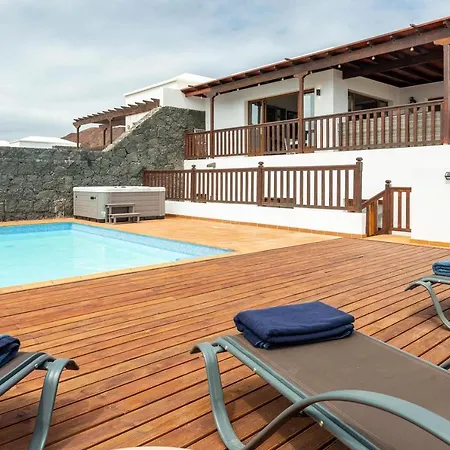 فيلة Villa Nina Hermosa